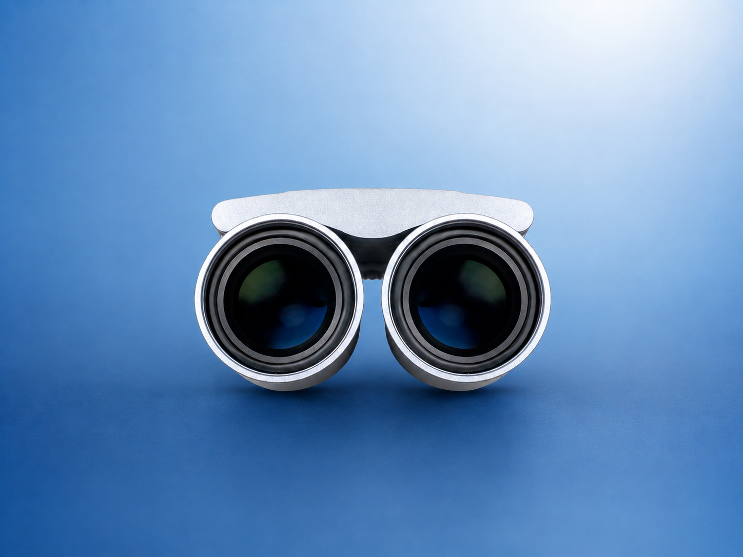 Objective lenses head-on